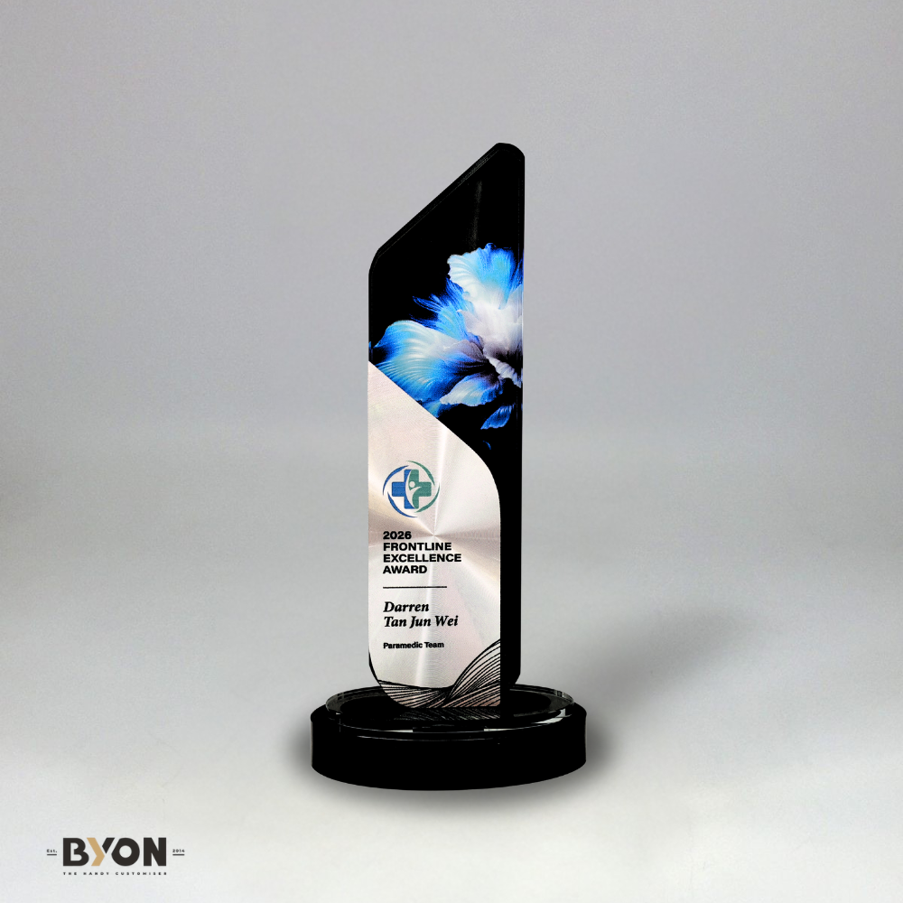 Design AD41 Crystal Trophy