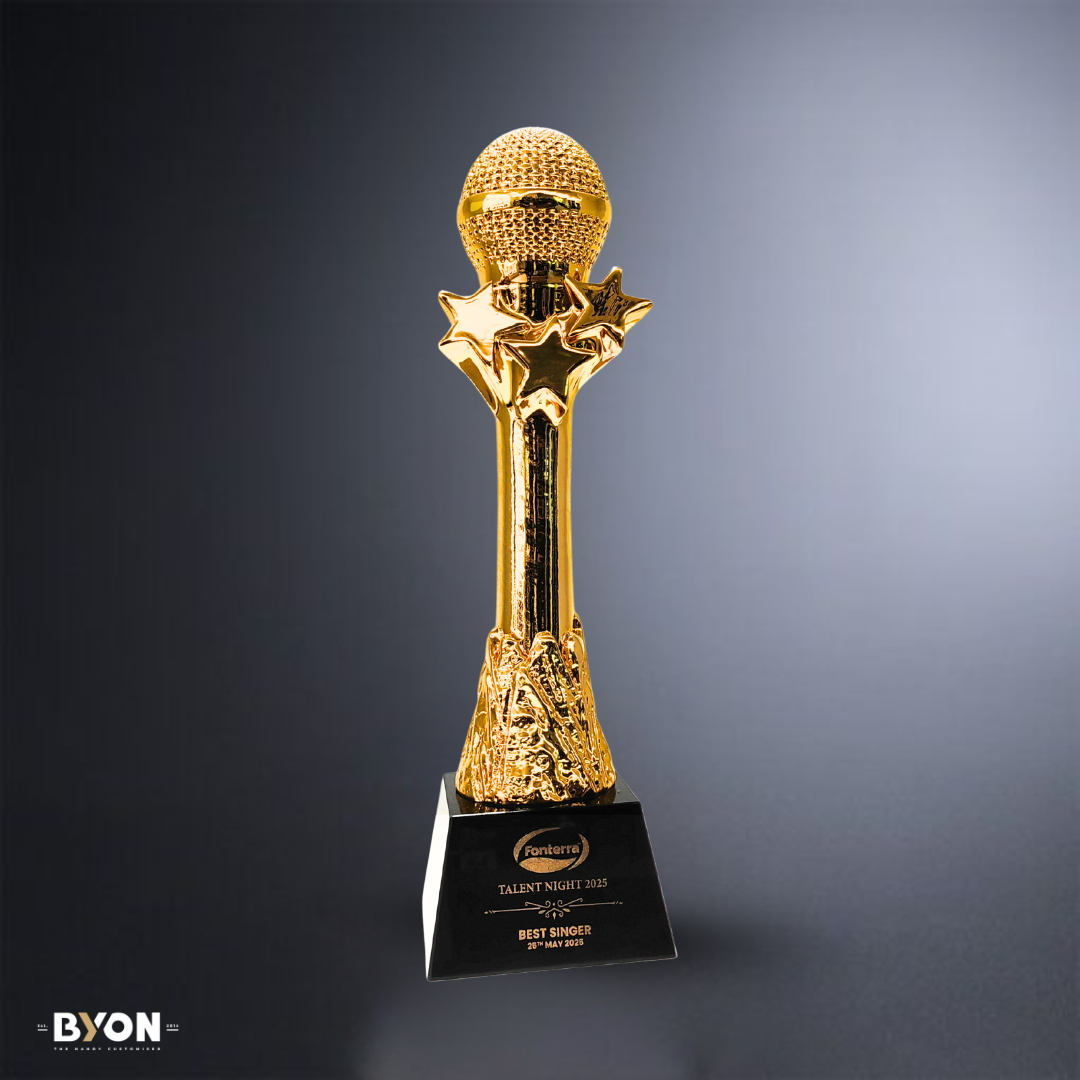 Design AD14 Crystal Trophy