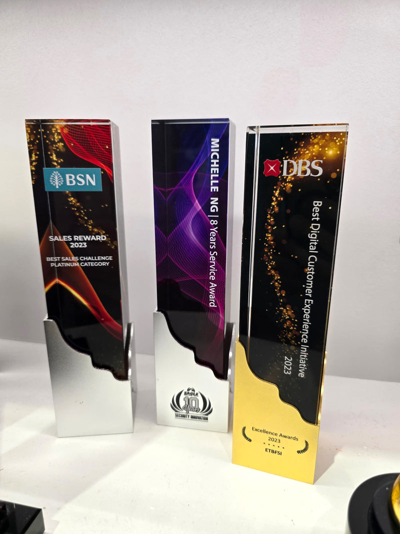Design J Crystal Trophy