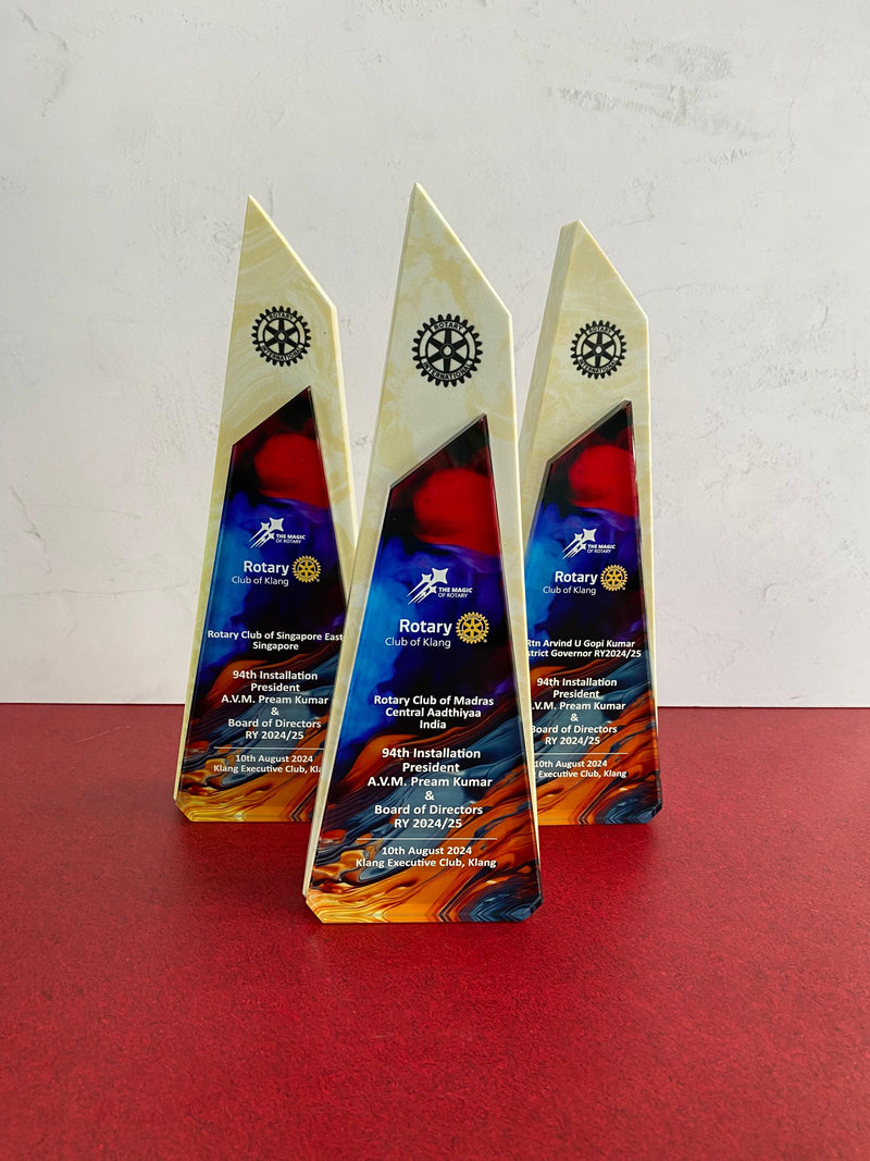 Design i Crystal Trophy