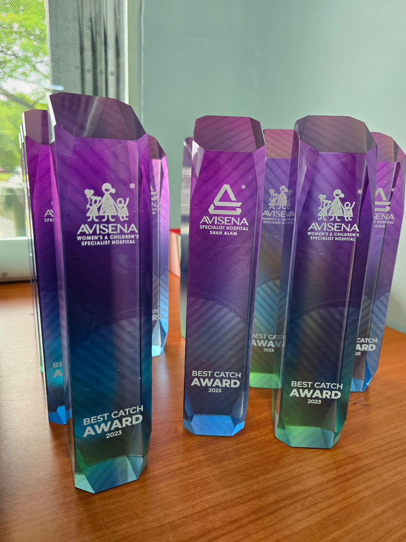 Design N Crystal Trophy