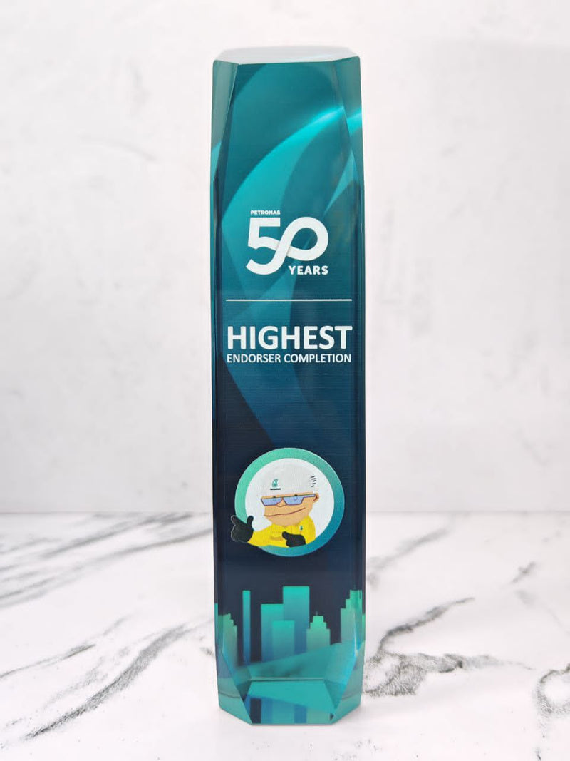 Design N Crystal Trophy