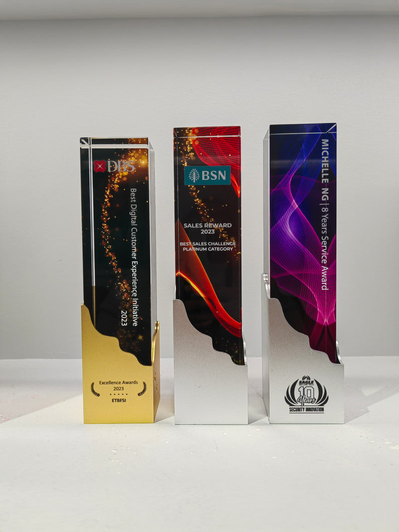 Design J Crystal Trophy
