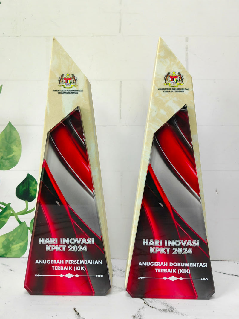 Design i Crystal Trophy