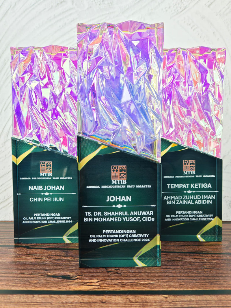 Design H Crystal Trophy