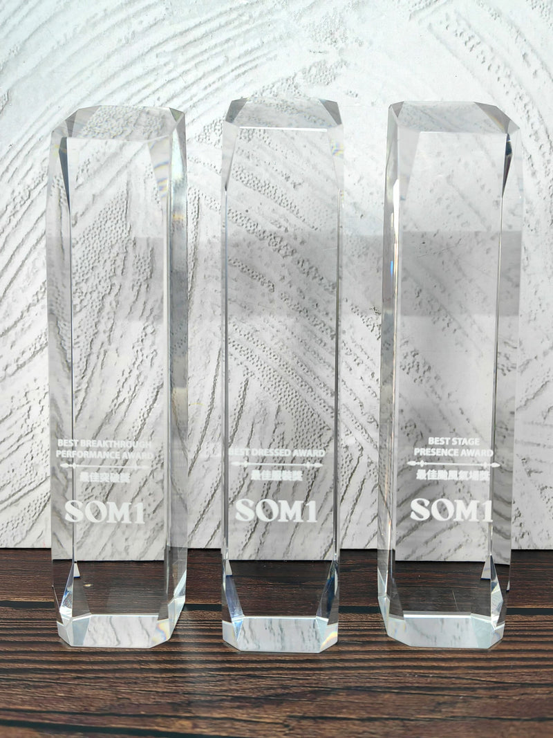 Design N Crystal Trophy