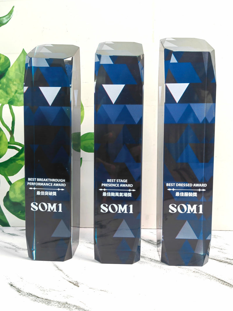 Design N Crystal Trophy
