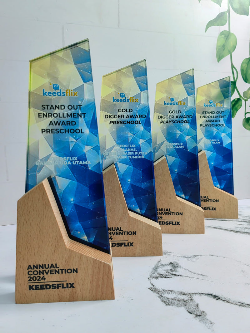 Design G Crystal Trophy