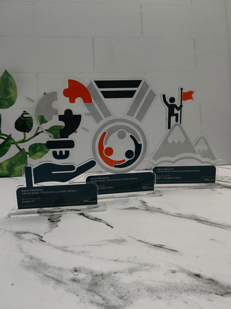 Byon Studio Trophy