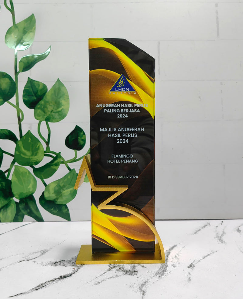 Design K Crystal Trophy