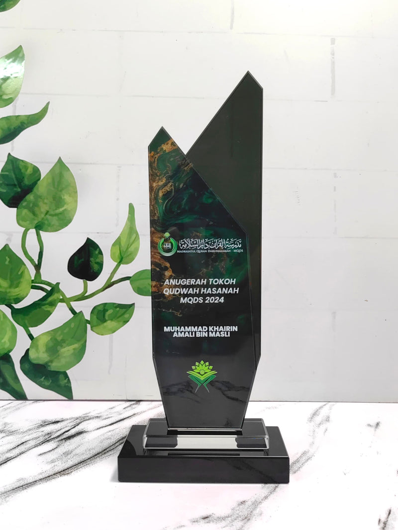 Design A Crystal Trophy