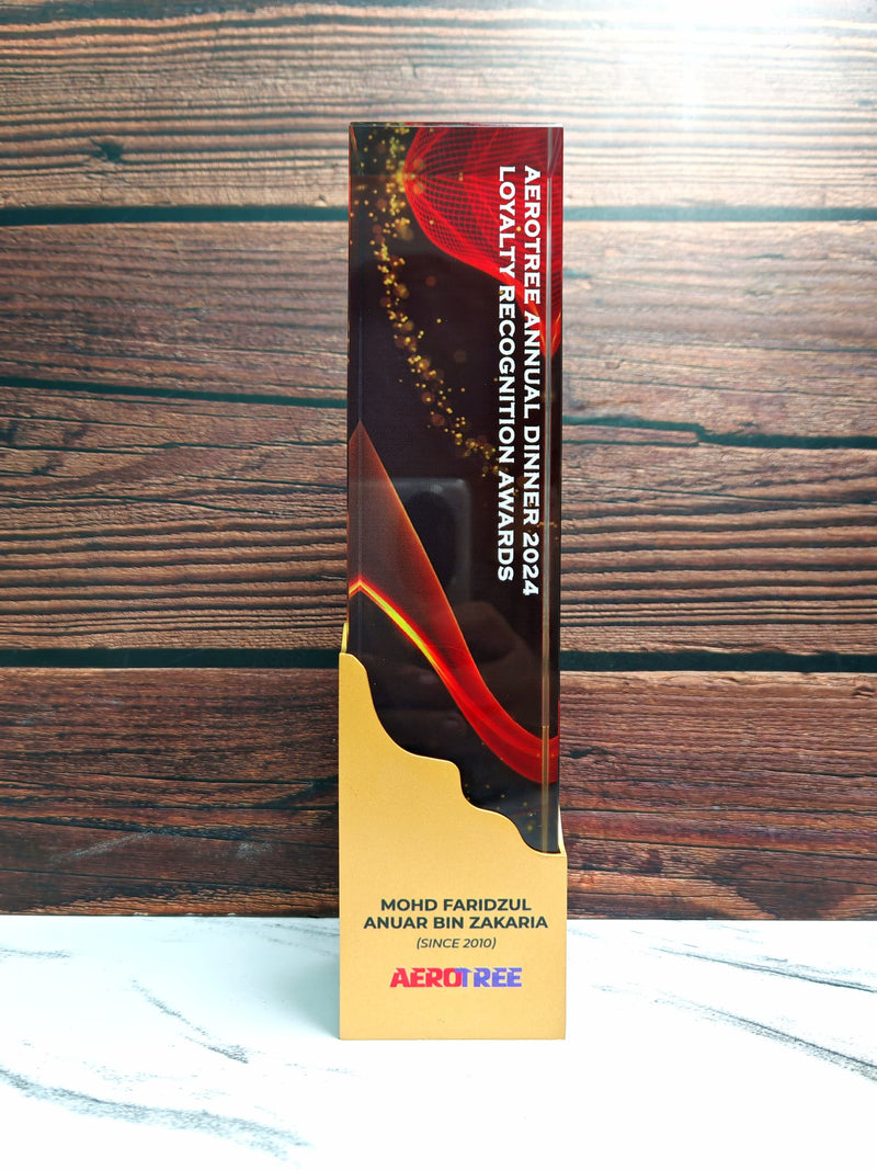 Design J Crystal Trophy