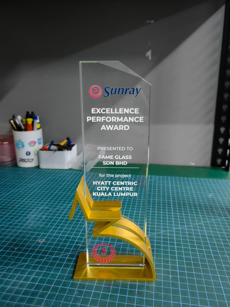 Design K Crystal Trophy