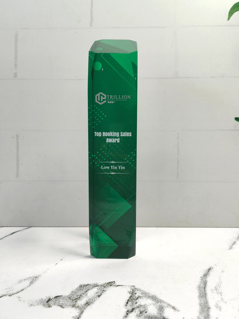 Design N Crystal Trophy