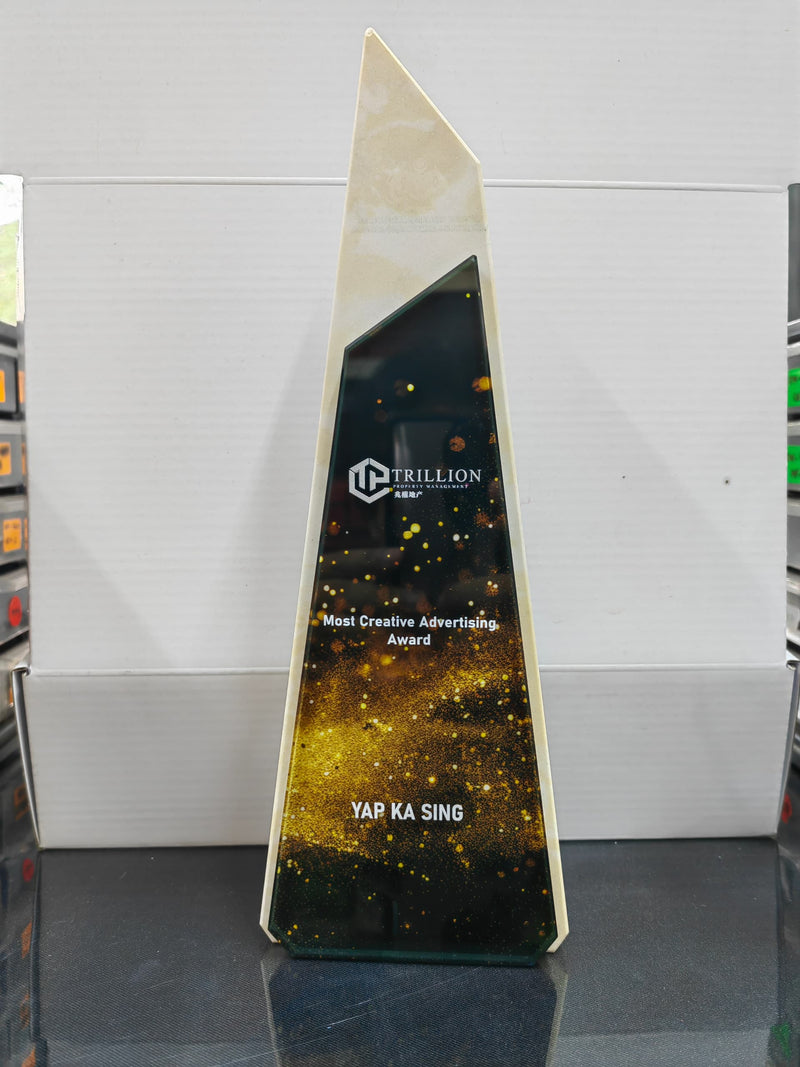 Design i Crystal Trophy