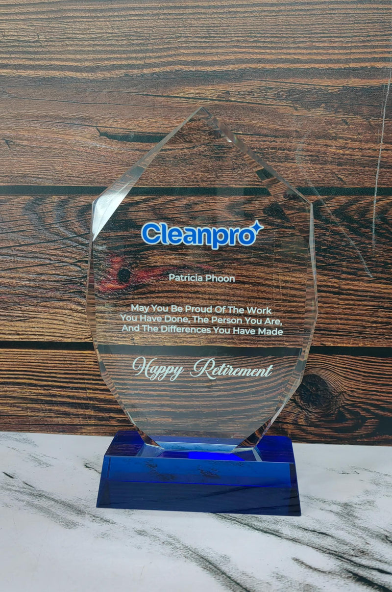 Design S Crystal Trophy