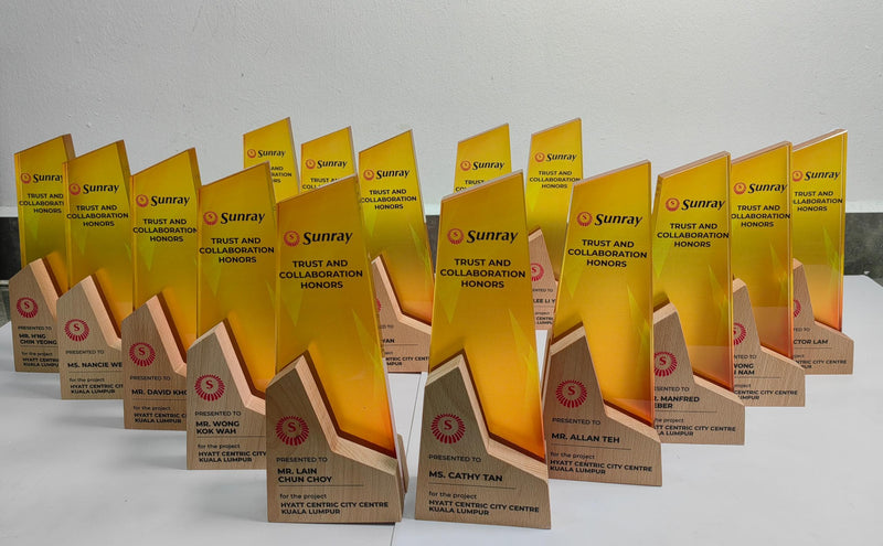 Design G Crystal Trophy