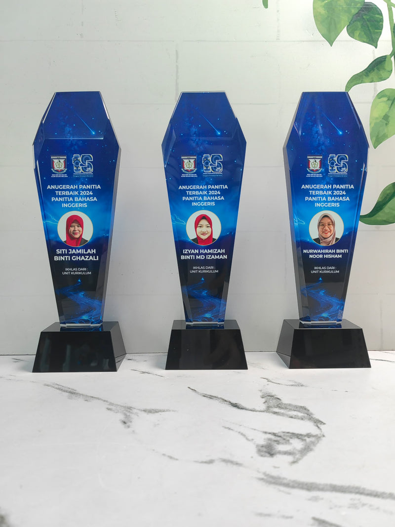 Design F Crystal Trophy