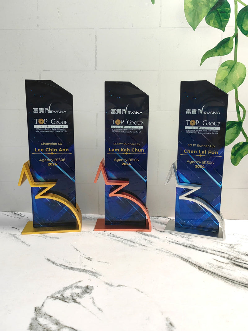 Design K Crystal Trophy