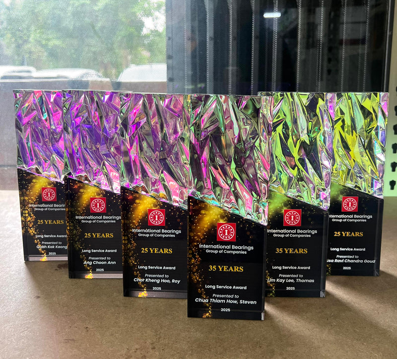 Design H Crystal Trophy