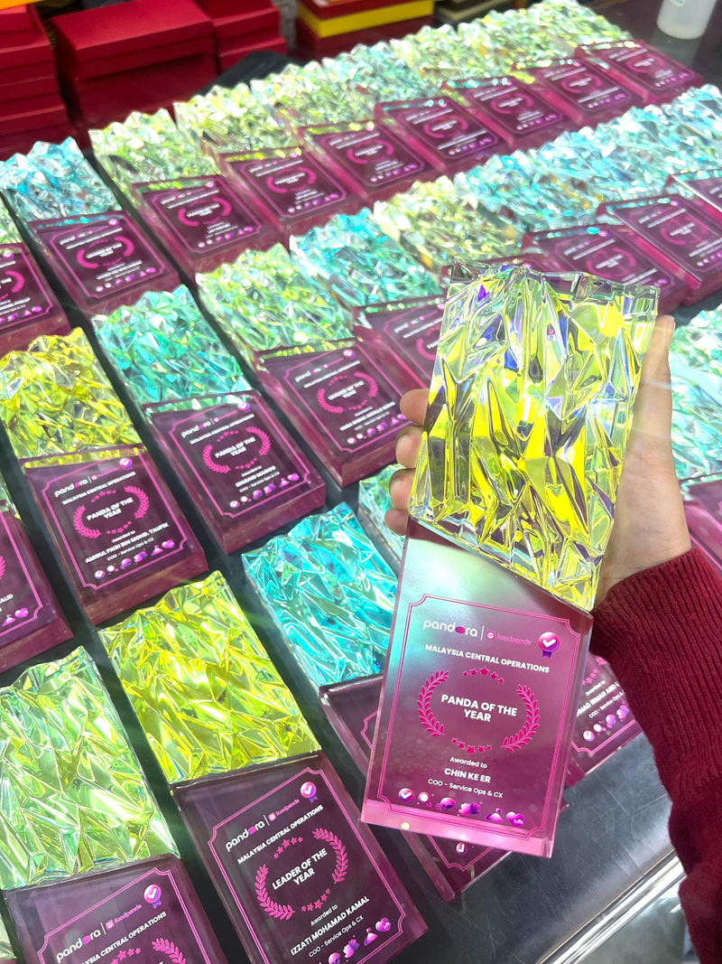 Design H Crystal Trophy