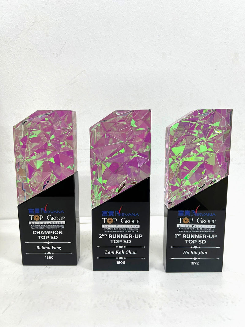 Design AD29 Crystal Trophy