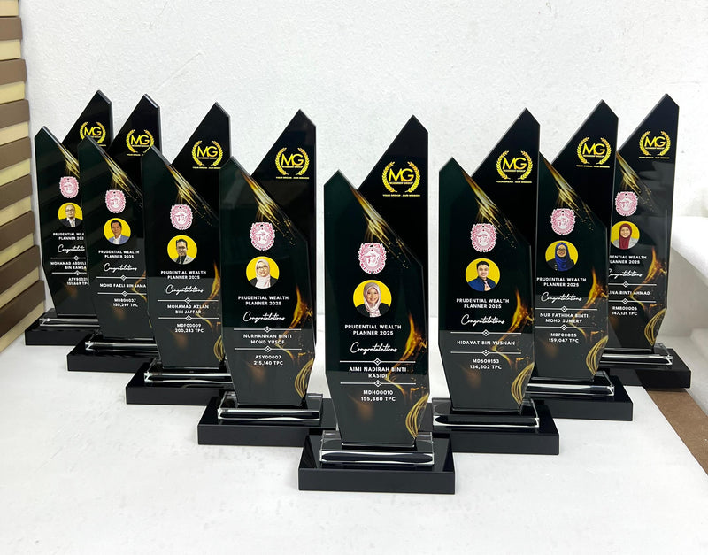 Design B Crystal Trophy