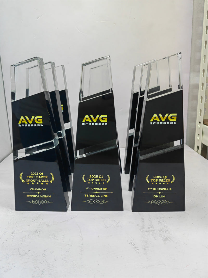 Design E Crystal Trophy