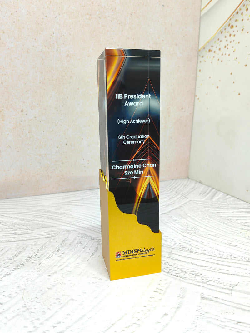 Design J Crystal Trophy