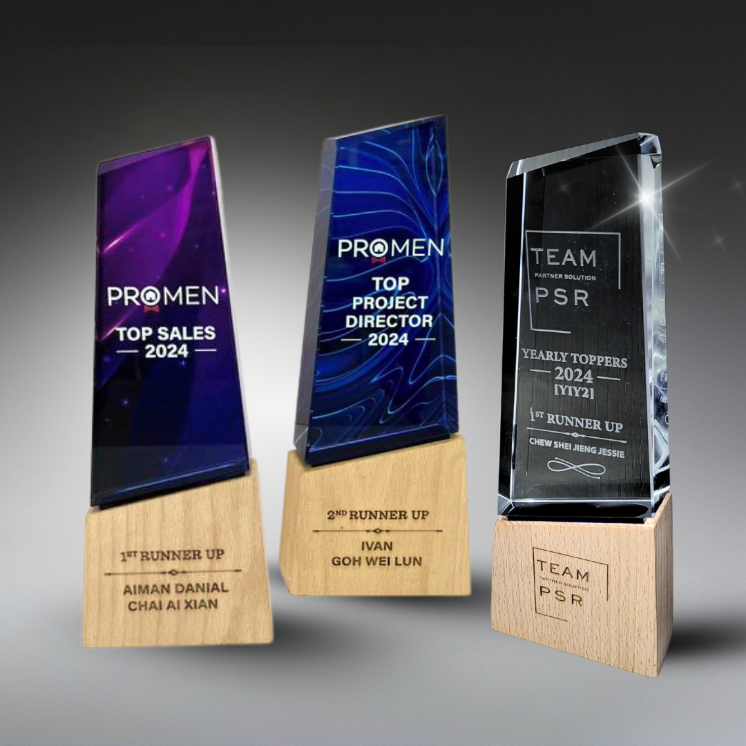 Design AD10 Crystal Trophy