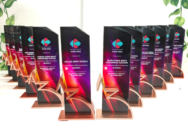 Design K Crystal Trophy