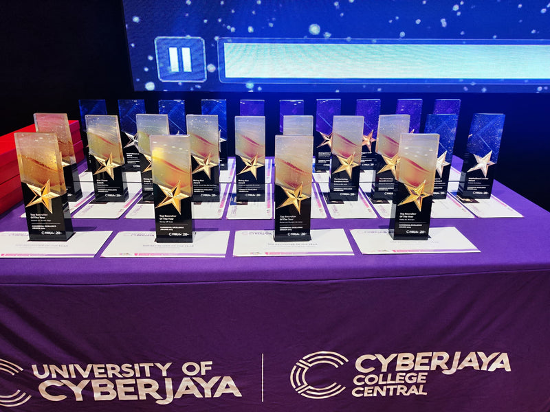 Design L Crystal Trophy