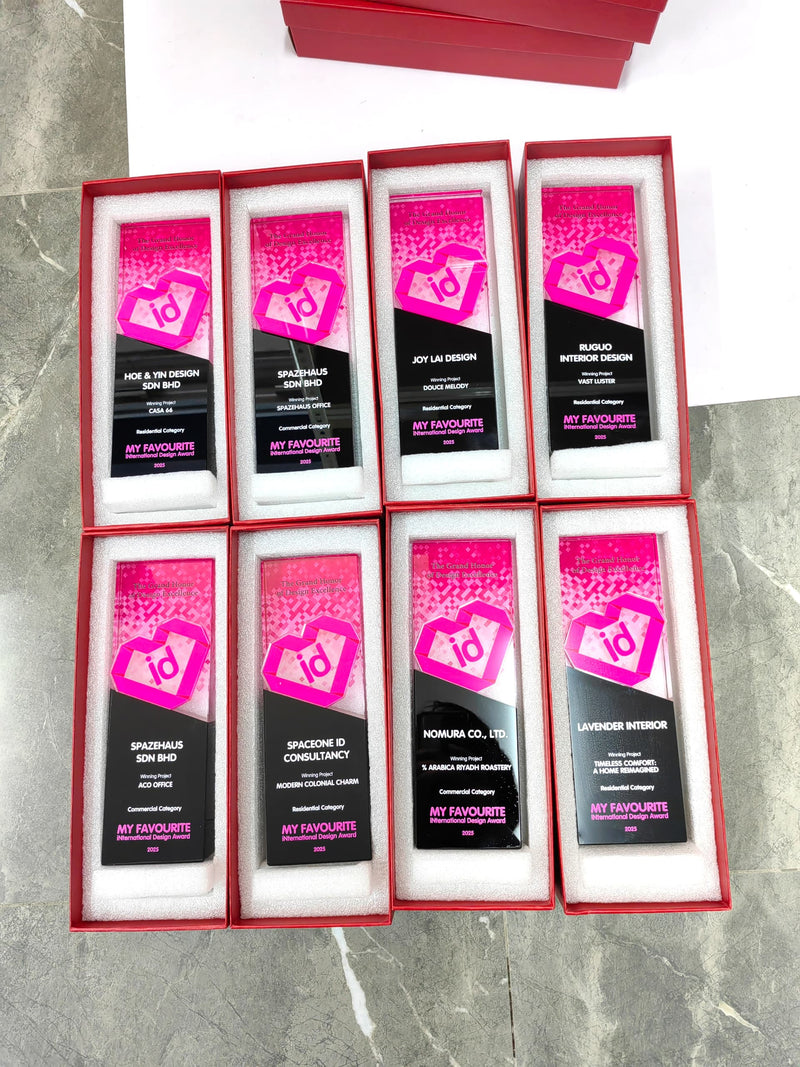 Design L Crystal Trophy