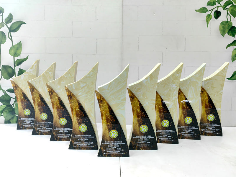Design U Crystal Trophy