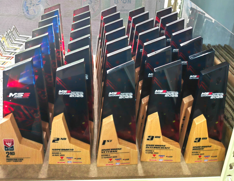 Design G Crystal Trophy