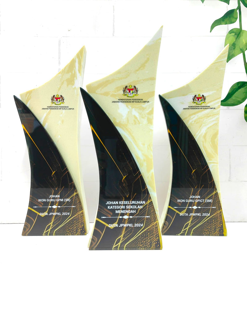 Design U Crystal Trophy