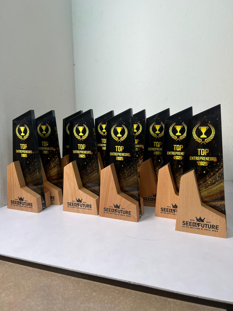 Design G Crystal Trophy