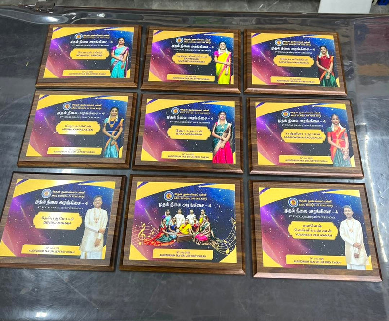 DESIGN PL8003 Plaque Award