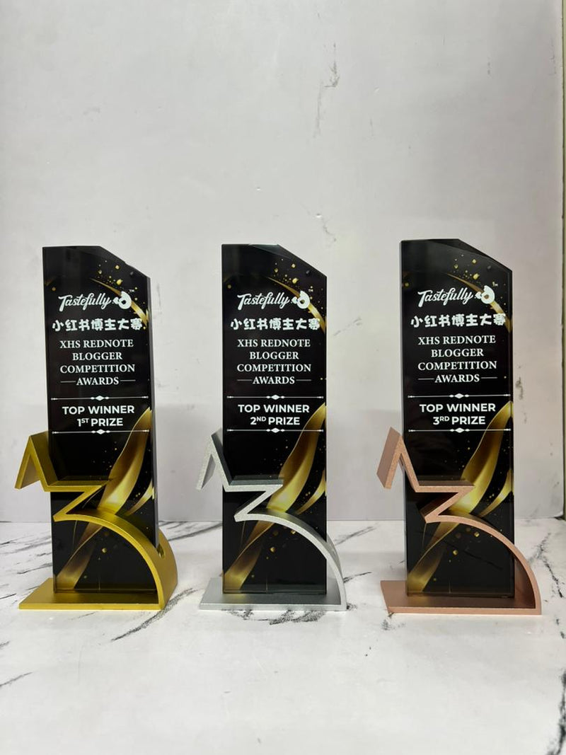 Design K Crystal Trophy