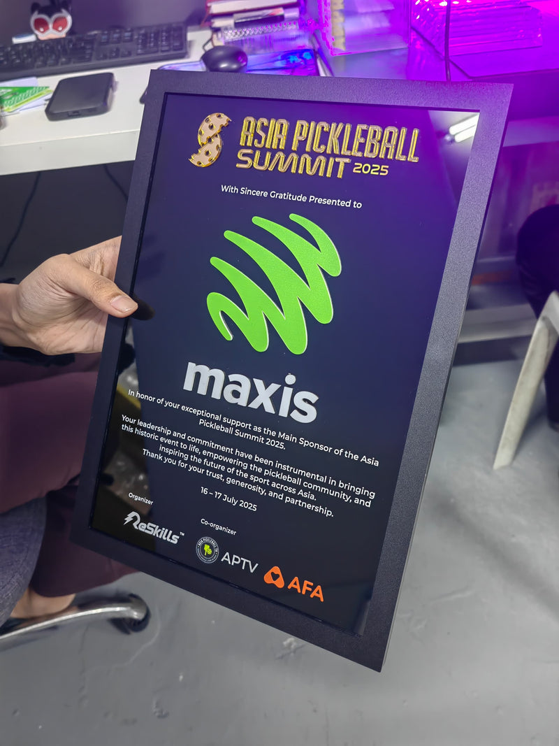 DESIGN PL8006 Plaque Award