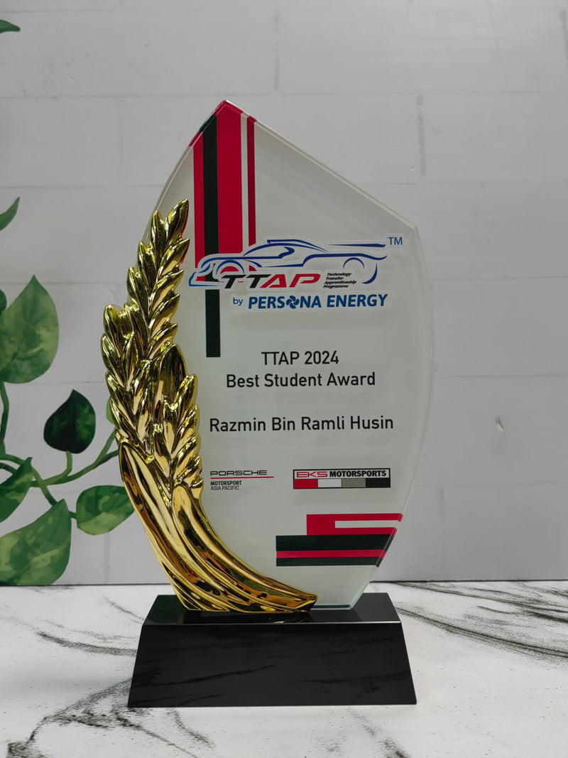 Design Q Crystal Trophy