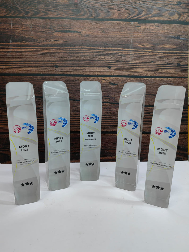 Design N Crystal Trophy