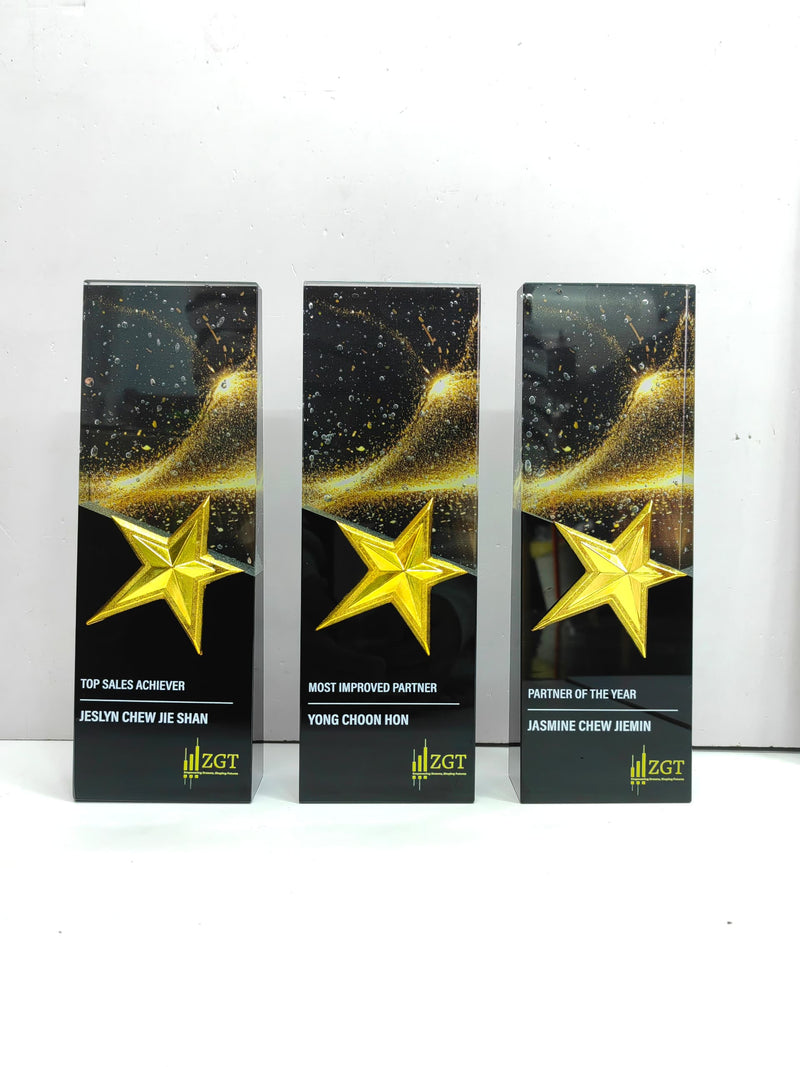 Design L Crystal Trophy