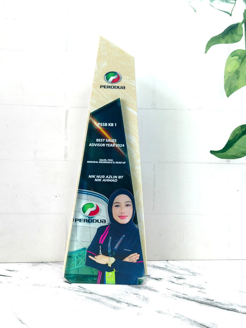 Design i Crystal Trophy